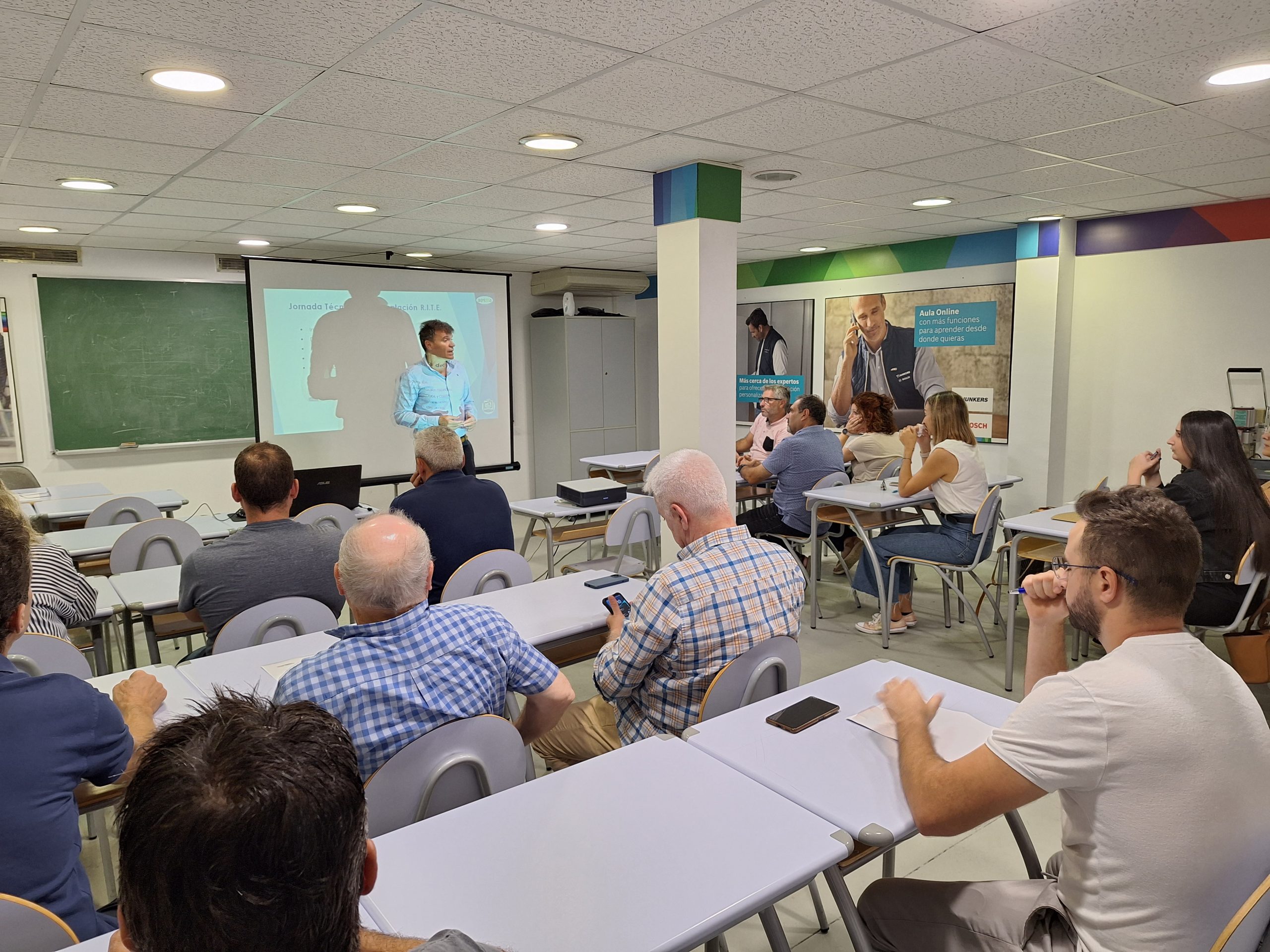 Apefonca afronta la segunda fase del curso sobre el Reglamento de Instalaciones Térmicas en los edificios