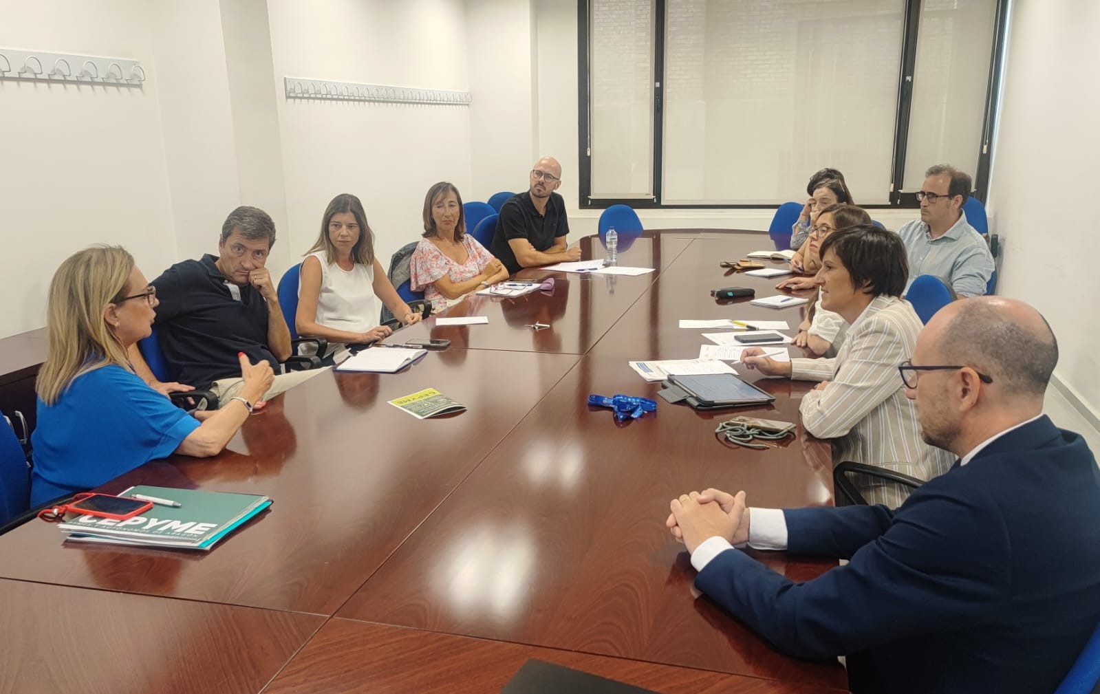 Cepyme se reúne con el equipo directivo de la Facultad de Economía y Empresa