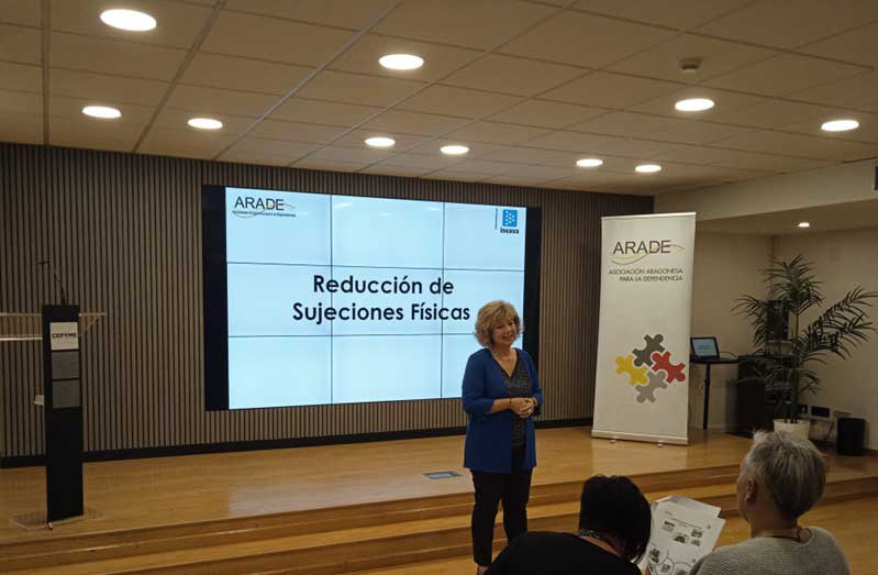 El número de personas de 65 años o más en todo el mundo se duplica de 761 millones en 2021 a 1600 millones en 2050