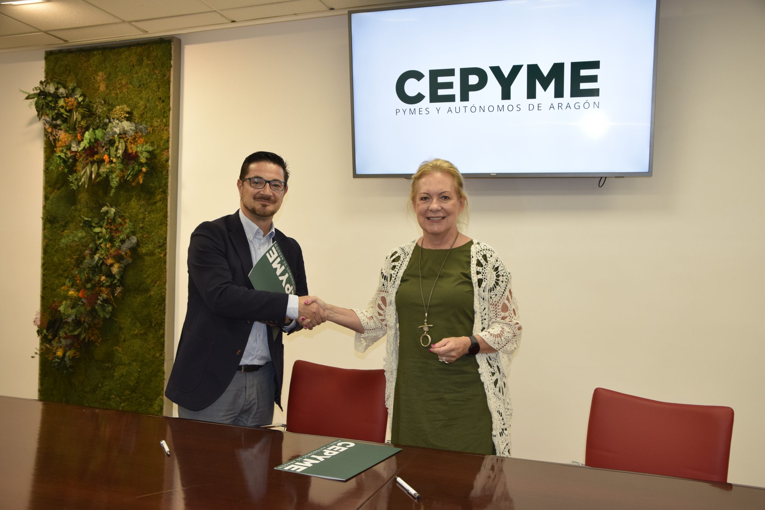 ALIA Consultores y CEPYME firman un convenio que incluye aspectos como la formación financiera