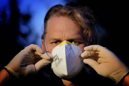 face-mask-4890115_1280