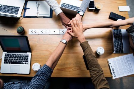 office-team-meeting-crm730h4w02pu7fu-rhw3foik3akpwyx8ea2lc9bmb265gasl4gmuhl8gu0