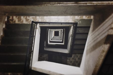 staircase-932388_640
