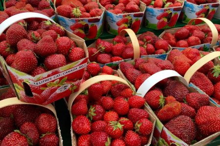 strawberries-2512976_1280
