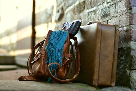 suitcase-g4f02a2e02_640