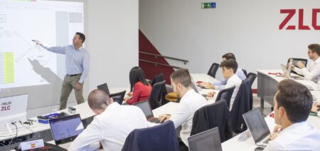 Zaragoza Logistics Center presenta sus becas para cursar este año Másteres en Logística